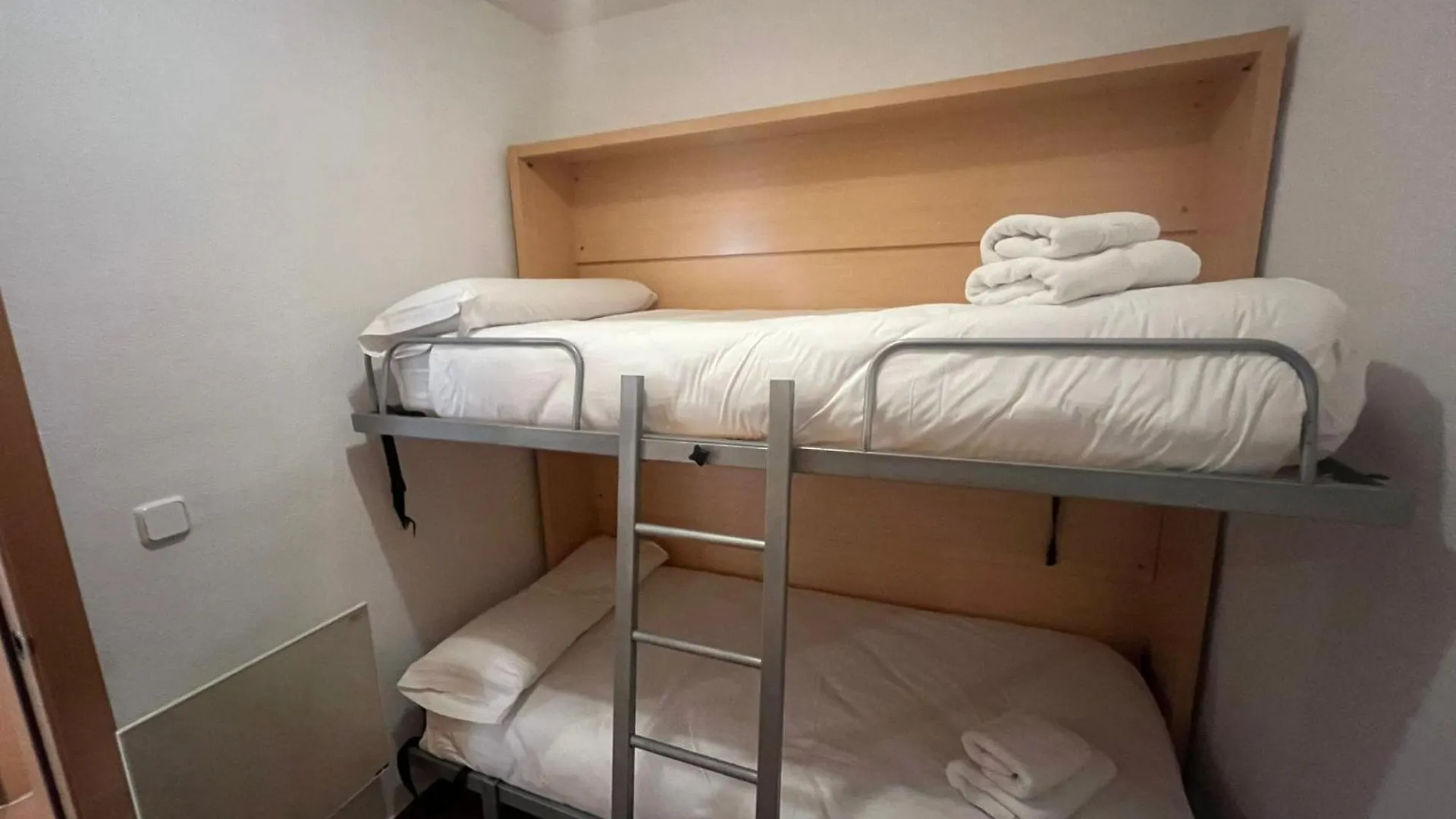 アパート Imeda Apartamentos Arttyco Con Parking シエラネバダ